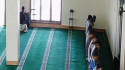 Saat Jemaah Bersujud, Dompet Berisi Dokumen Penting Dilaporkan Hilang di Masjid Majalengka
