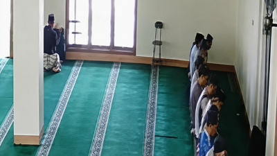 Saat Jemaah Bersujud, Dompet Berisi Dokumen Penting Dilaporkan Hilang di Masjid Majalengka