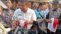 Merah Putih Dibagikan ke Pengguna Jalan: Majalengka Kobarkan Semangat Nasionalisme Jelang HUT ke-81 RI