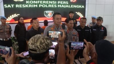Toko Trijaya Baja Dibobol, Kerugian Rp285 Juta: Tiga Pria Ditangkap, Satu Masih Buron