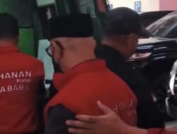 Rompi Merah di Kejati Jabar! Wabup Indramayu Ditahan dalam Kasus Dugaan Korupsi Tunjangan DPRD